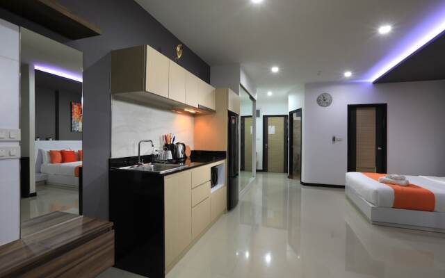 Nai Harn Condominium