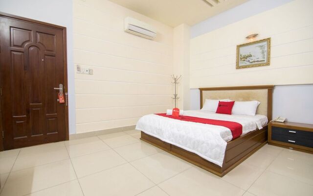 Reddoorz Near Saigon Zoo 3