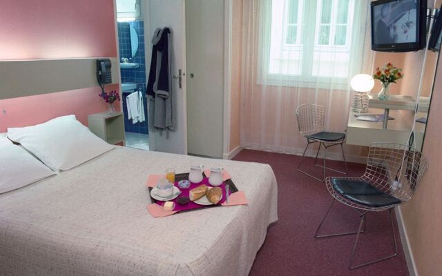 Revotel