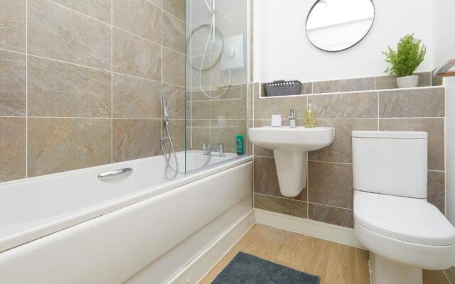 Royal Derby Hospital House (2.5 bath)