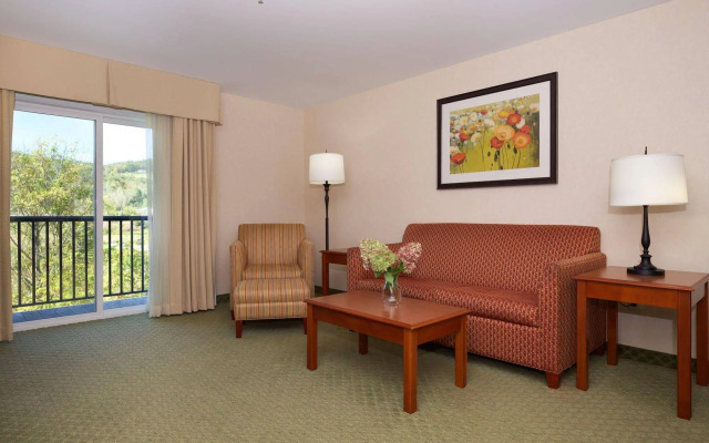 White River Inn and Suites