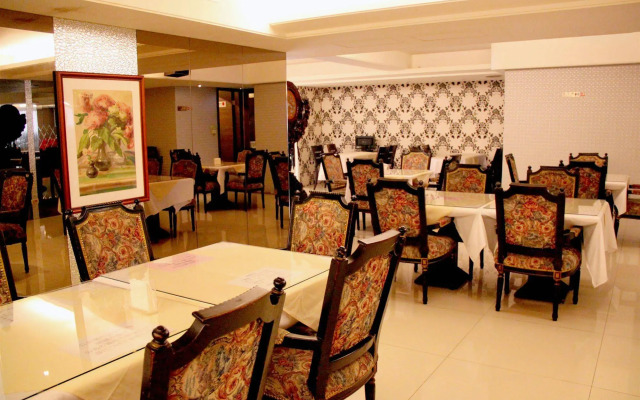 Crystal Hotel