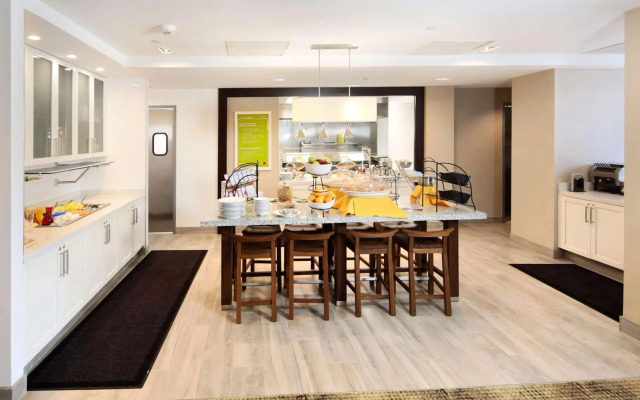 Hilton Garden Inn Reagan National Airport