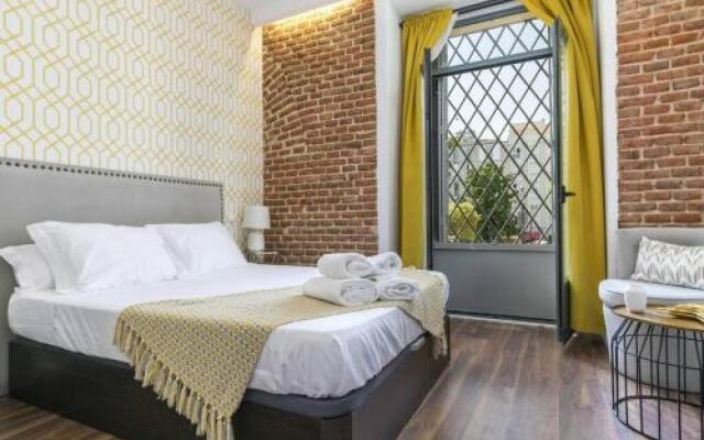 Homeabout Prado Apartment I (2Br 2Bt)