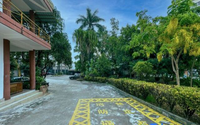 Ruili Hotel