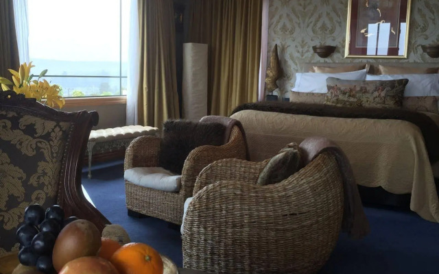 The Flying Trout Boutique Lodge