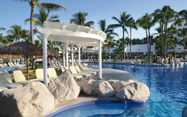 Hotel Riu Jalisco - All Inclusive