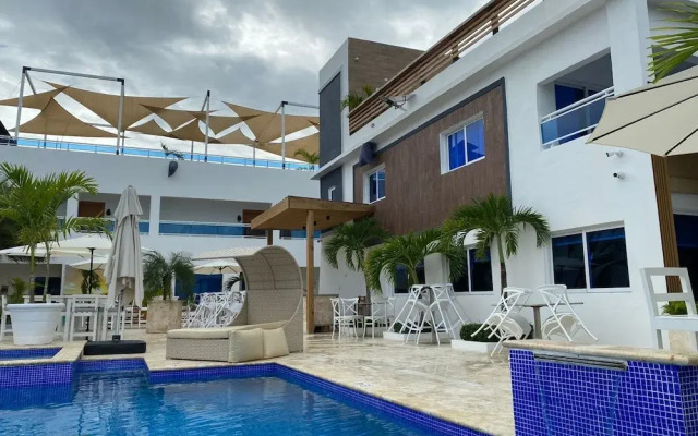 Sun on the bay beach hotel