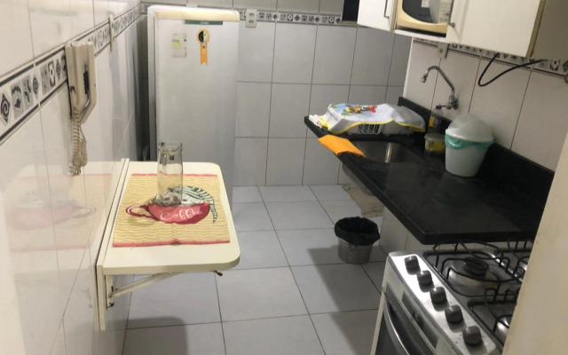 Apartamento aconchegante em condomínio fechado.