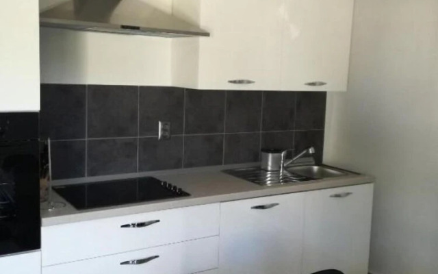 Xena - Comfort and Spacious - A1 Grey