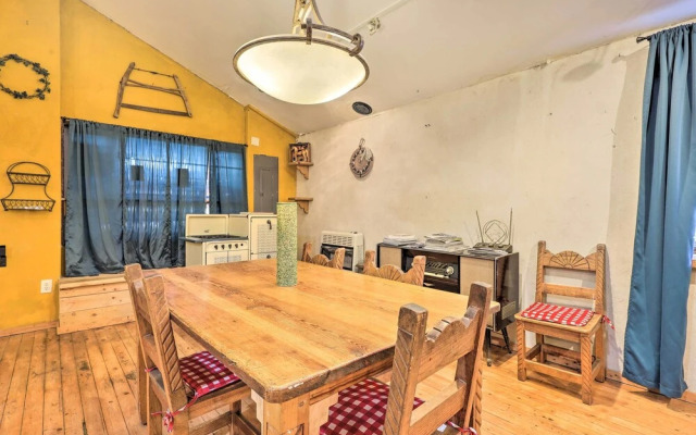 Idyllic Española Casita w/ Charcoal Grill