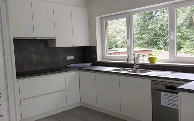 Luxury Villa with Sauna & Hot Tub in Middelkerke