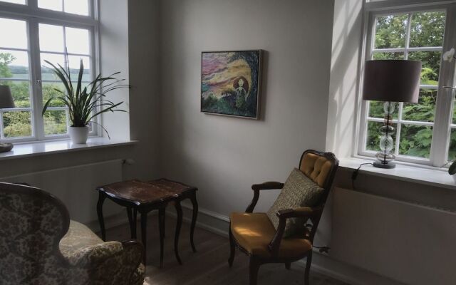 Lehnshøj Bed & Breakfast