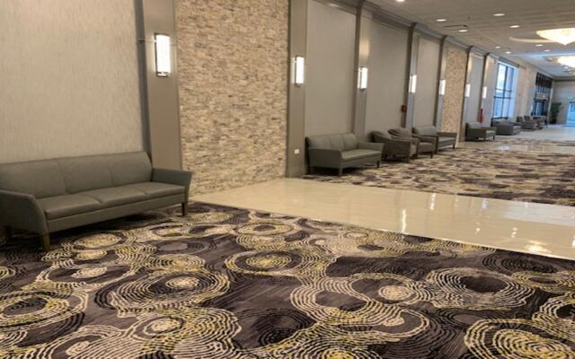 Holiday Inn Chicago North Shore by IHG