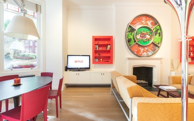 2 Bdr South Kensington by the Residences