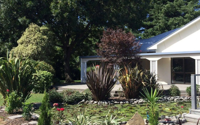 Water Lily Garden B&B