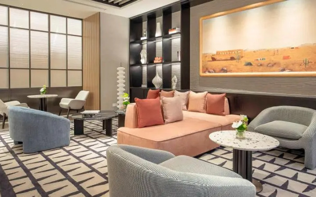 Holiday Inn Shanghai Pudong Airport