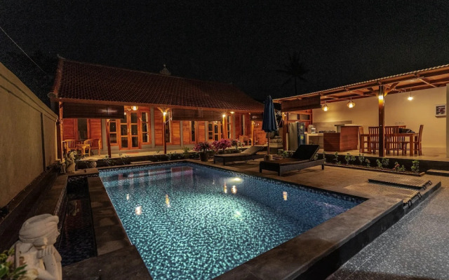 Garvi Villa