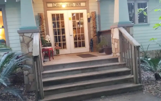 Anchor Inn NSB Bed & Breakfast