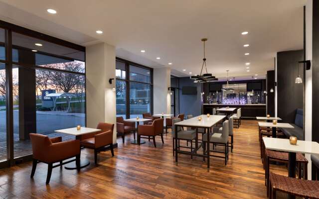 Hotel Champlain Burlington, Curio Collection by Hilton