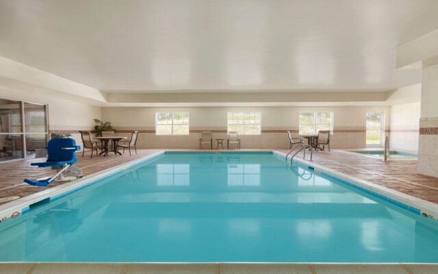 Country Inn & Suites by Radisson, Ashland - Hanover, VA