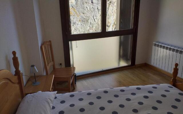 APARTAMENTOS LÁZARO-Calle Iglesia 8 - 1º C