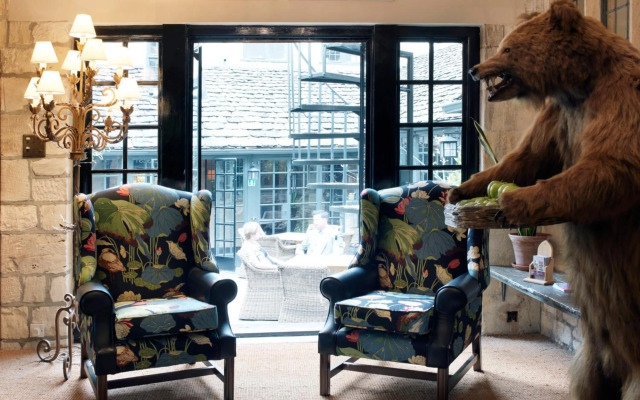Bear of Rodborough Hotel