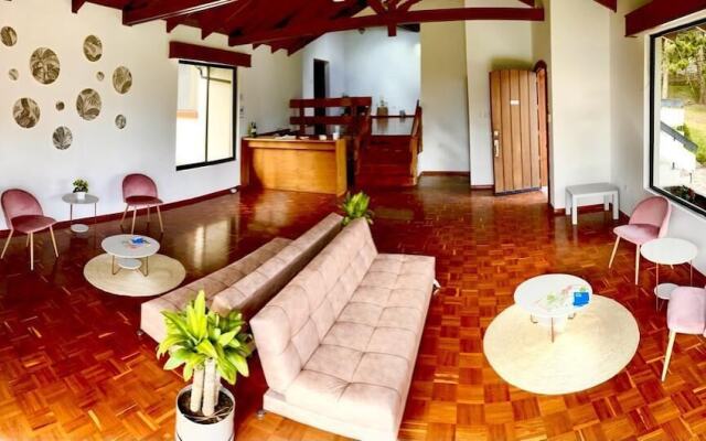 Quito Airport Suites