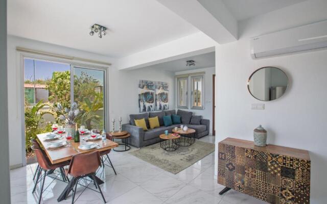 Alasia Villa 1