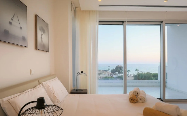 Pearl Beachfront Villa