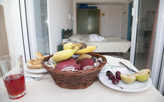 Athinoula Hotel