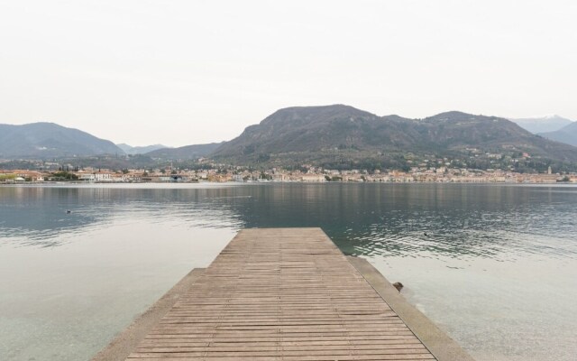 Simplistic Holiday Home in Salò near Lake Beach
