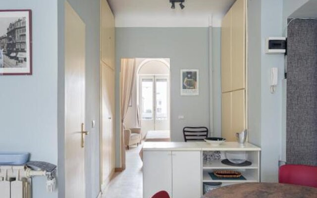 Your Nest In Milan - City Center Apartment