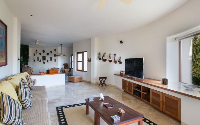 Casa Larimar