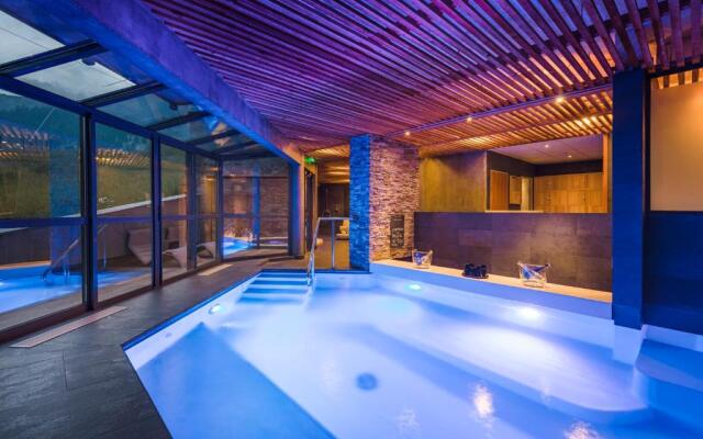 Le Chaberton, rénové en 2021, pied des pistes et spa