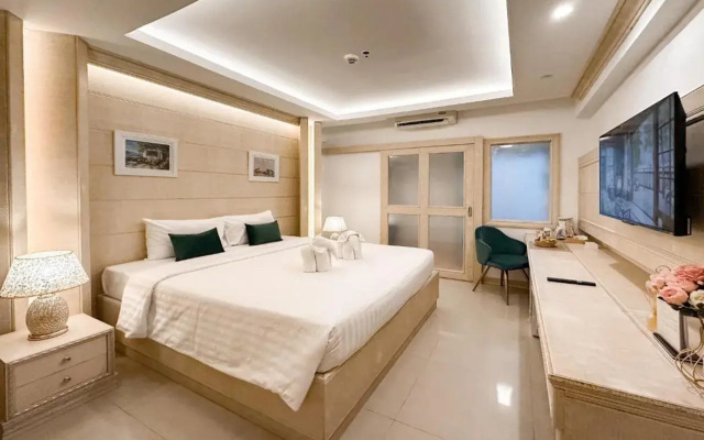 Golden Empire Suvarnabhumi Hotel