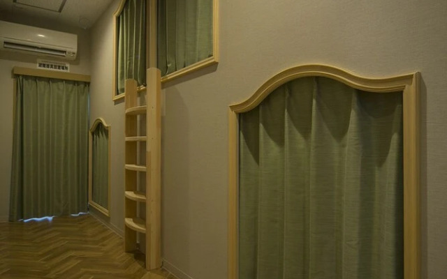 The Workaholic Hostel Ueno