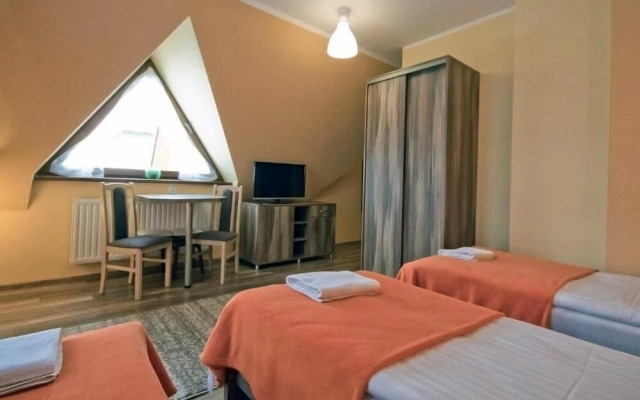 Sloneczny Dworek Guest House