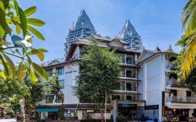 Rezen Retreat Xishuangbanna The Great Pagods Temple