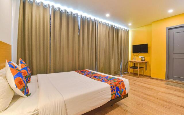 FabHotels Ny Townhouse