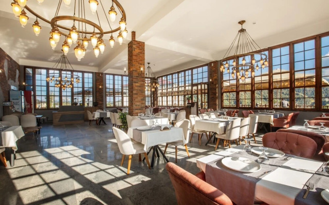 Zanike Hotel
