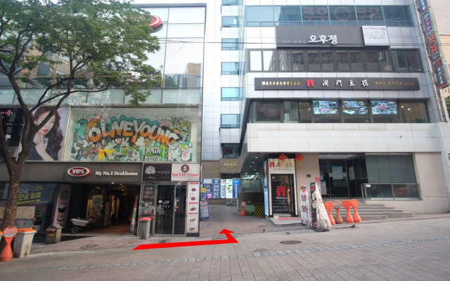 Ekonomy Hotel Myeongdong Central