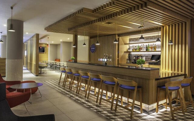 Holiday Inn Express Hotel Dublin Airport by IHG