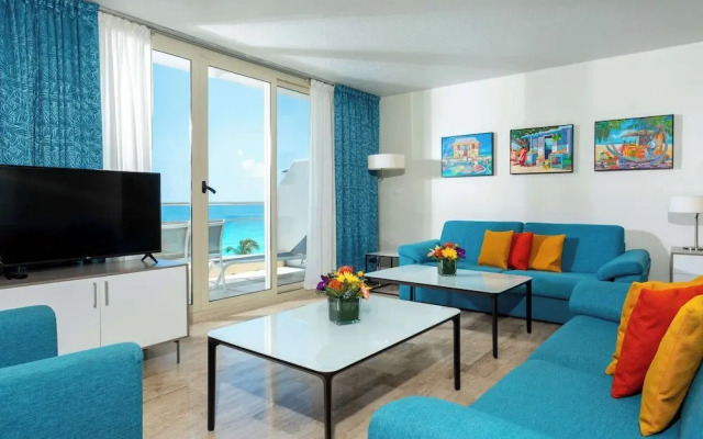 Royal Islander Resort La Plage