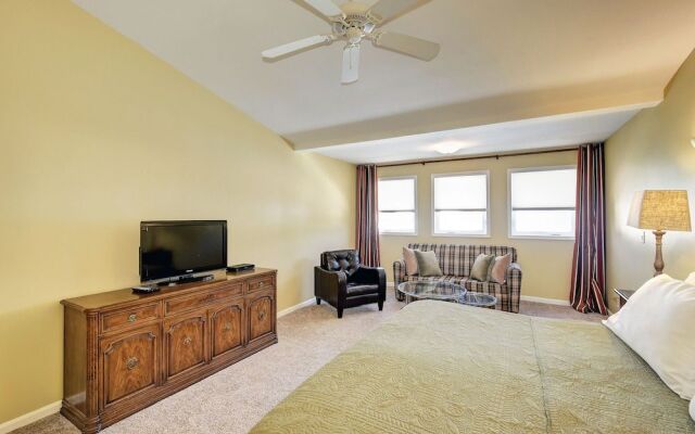 Lux Townhouse Walk to All