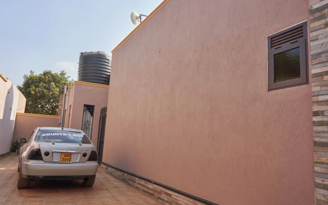 Freetown Resort-Gulu