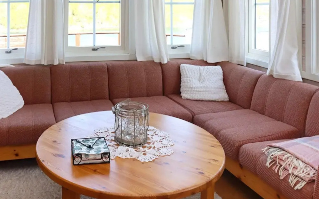 7 Person Holiday Home in Klokkarvik