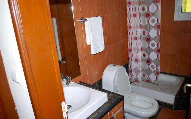 YaahoT Hotel