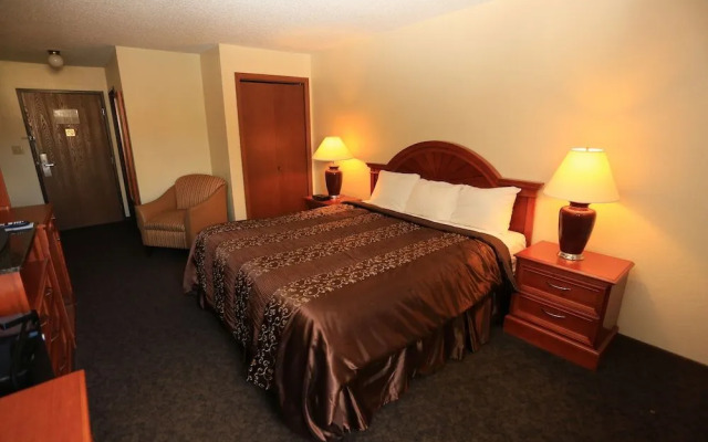 Shawano Four Seasons Hotel