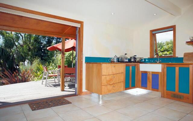 Joya Garden & Villa Studios